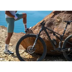 Gravelschoenen|Mtb-Schoenen < Northwave Extreme XT Schoenen - light grey/sage 112