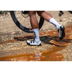Gravelschoenen|Mtb-Schoenen < Northwave Extreme XT Schoenen - light grey/sage 112