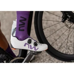 Wielrenschoenen|Wielrenschoenen < Northwave Veloce Extreme Racefietsschoenen - light grey/dark purple 93
