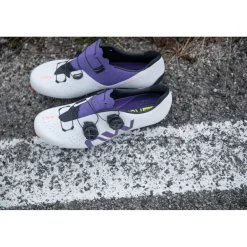 Wielrenschoenen|Wielrenschoenen < Northwave Veloce Extreme Racefietsschoenen - light grey/dark purple 93