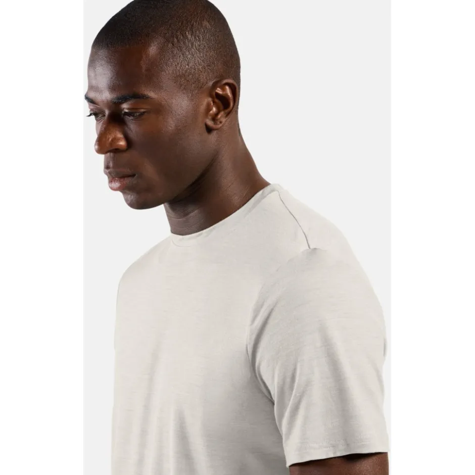 Shirts & Midlayers < Odlo Acent erino-Bend 130 T-hirt Heren - gardenia