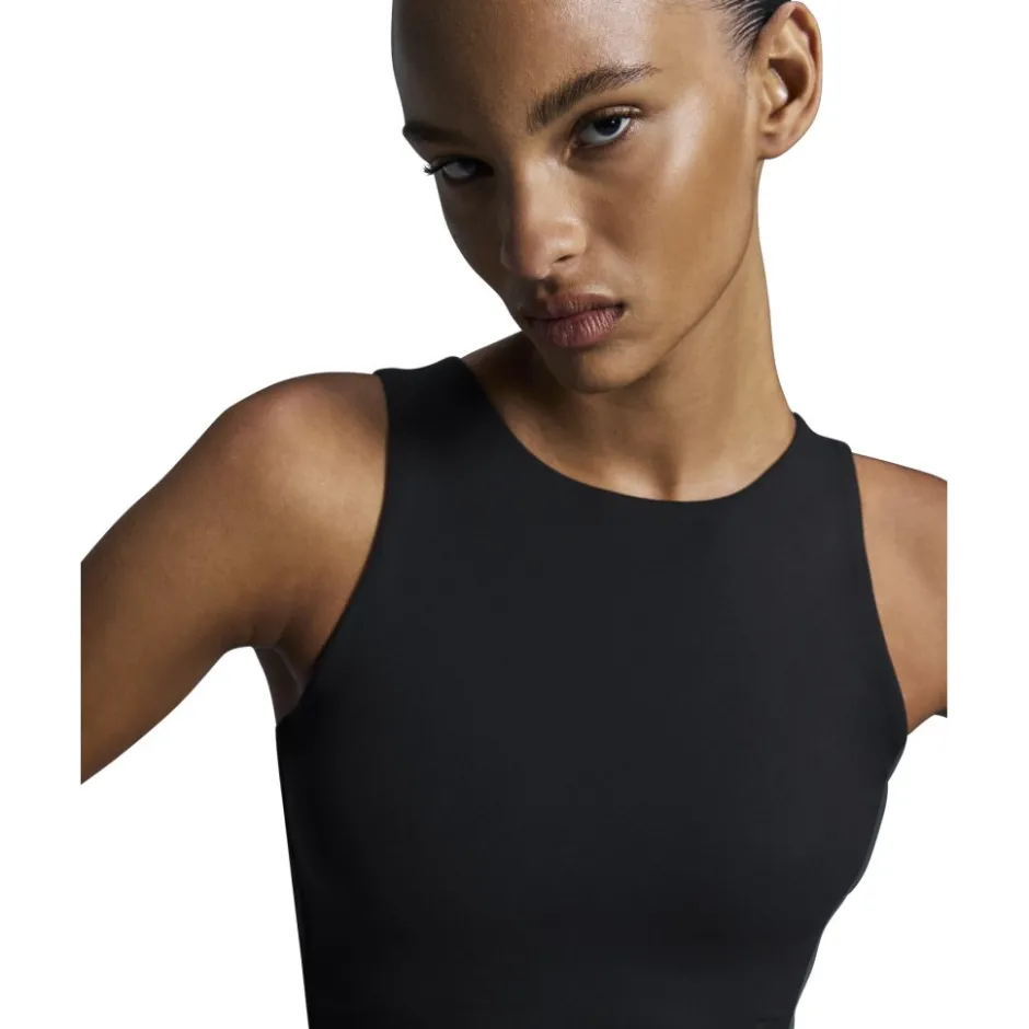 T-Shirts En Tops|T-Shirts & Tops < On Running On Core 2-In-1 Crop Top Dae - Zwart