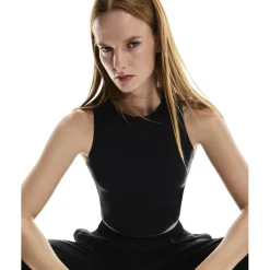 On Studio Crop Fitness top dames - Zwart