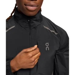 Jassen & Vesten < On Running On Weather Hardoopjack Heren - Zwart