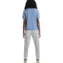 Shirts & Midlayers < On Running On Trek-T T-Shirt Daes - Chabray