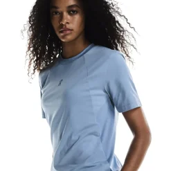 Shirts & Midlayers < On Running On Trek-T T-Shirt Daes - Chabray