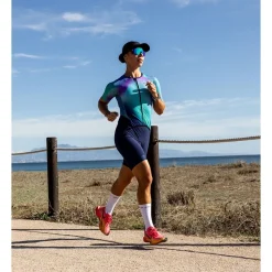 Trisuits|Trisuits < Orca Athex Aero Race V2 Triuit Dae - white