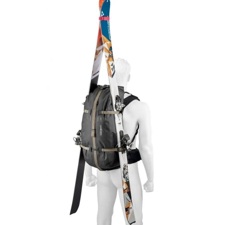 Rugzakken & Drinksystemen < ORTLIEB Atrack Rugzak - 45L - petrol