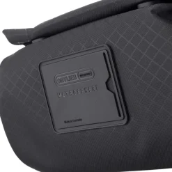 Overige Tassen & Etuis|Overige Tassen En Etuis < ORTLIEB Metrosphere Schoudertas - 3L - black embossed