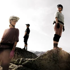 Ortovox Sequence Free Short broeken voor dames - black raven
