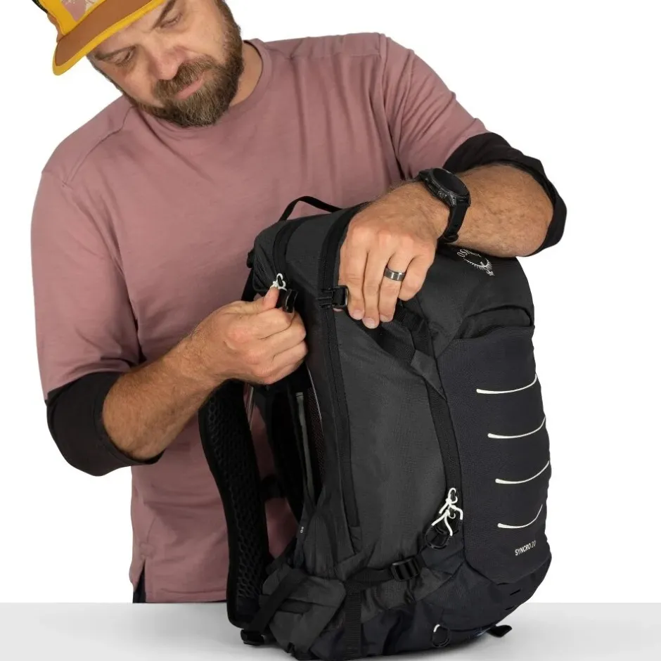 Drinkrugzakken < Osprey Syncro 20 Fietsrugzak - Raven Black