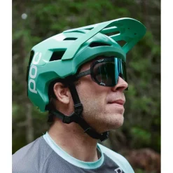 E-Bike Helmen < POC Kortal Race MIPS Helm - 8347 Hydrogen White/Uranium Black Matt