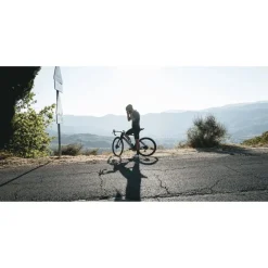 Q36.5 Gregarius Essential Fietsshorts met Bretels Heren - zwart