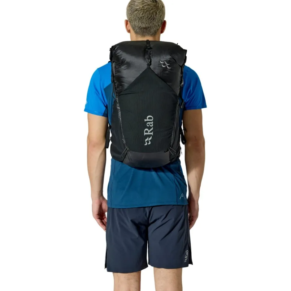Rugzakken & Drinksystemen < Rab Veil XP 30L Rugzak - S - zwart