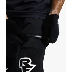 Kniebeschermers < Race Face Indy Kniebescherer - black