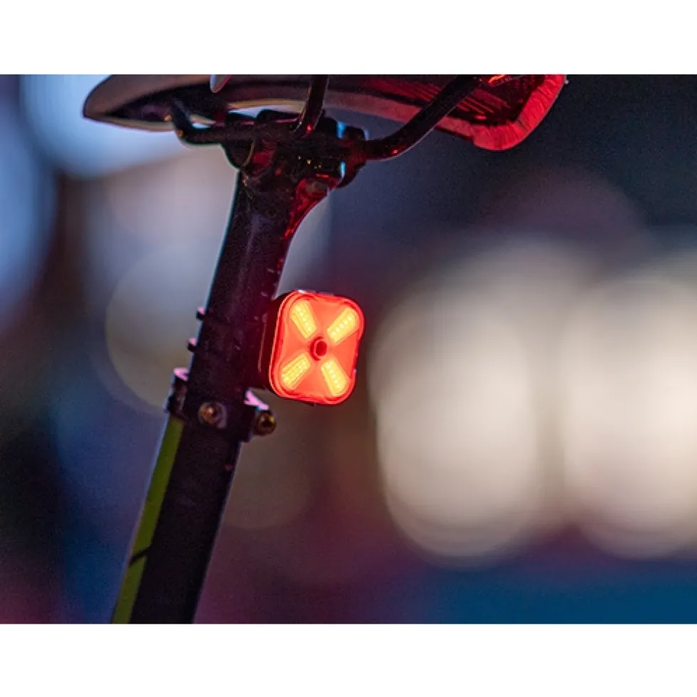 Ravemen CL06 Fietslamp Achteraan - Zwart