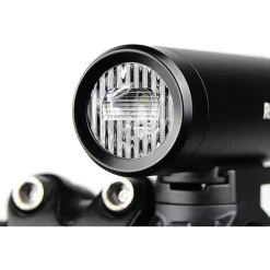 Voorlampen|Verlichting < Ravemen CR450 Fietslamp Vooraan - Zwart