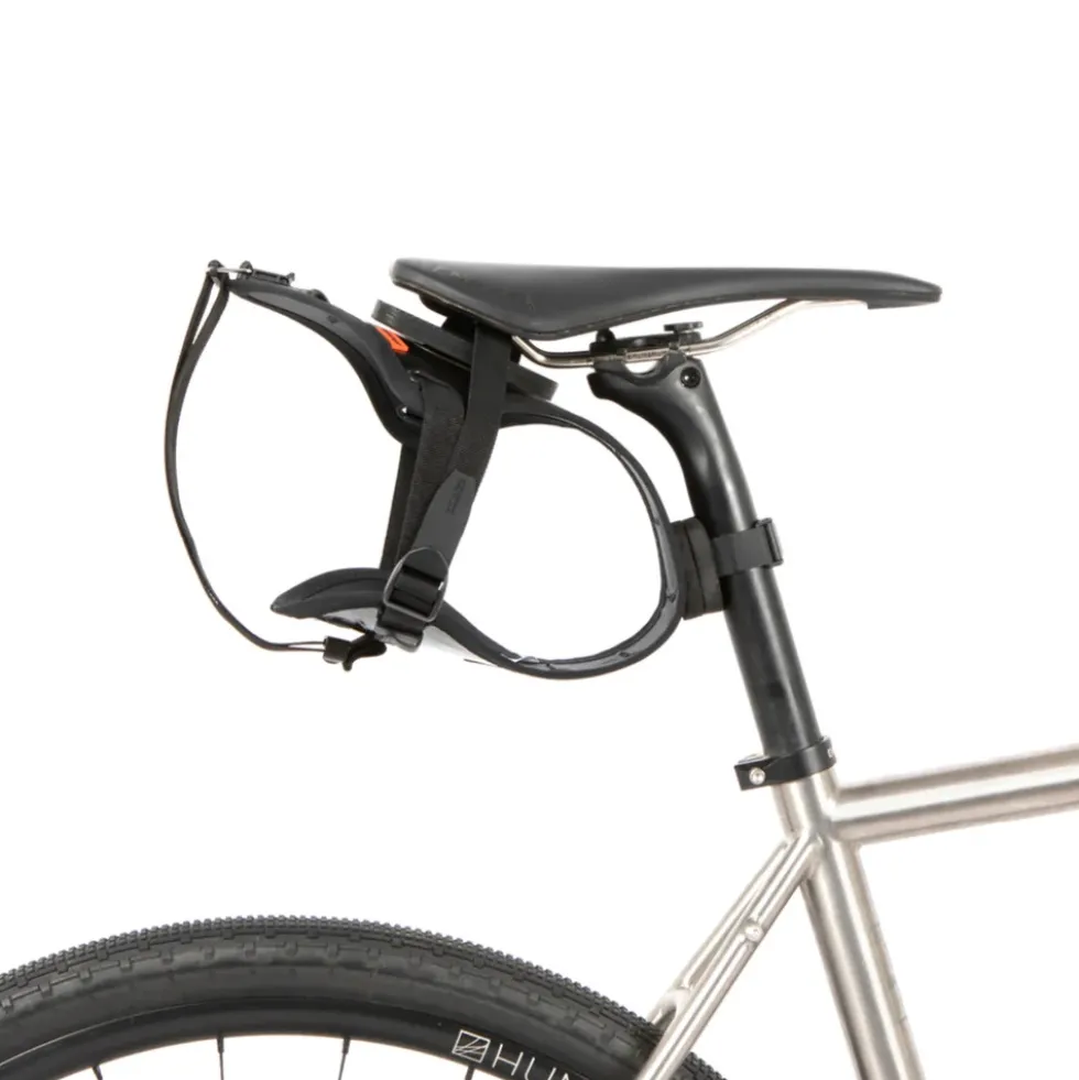 Restrap Adventure Race Zadeltas - 7L - zwart