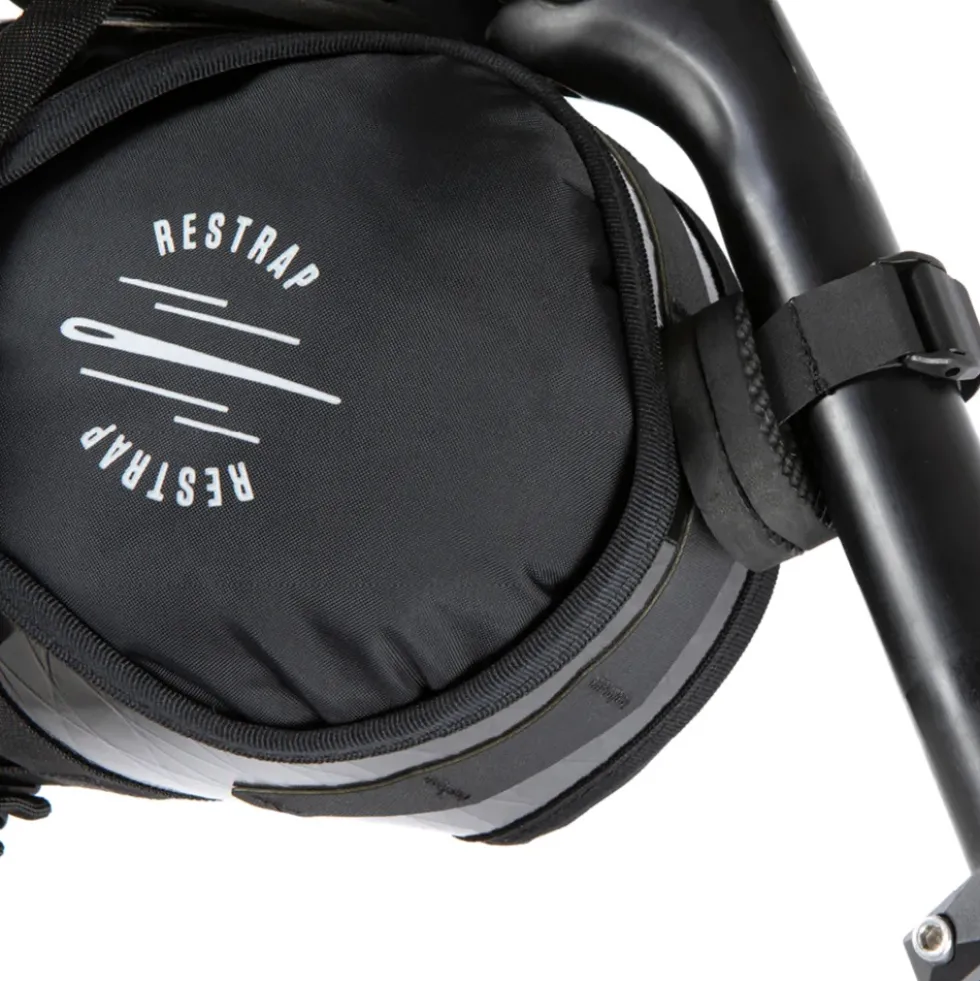 Restrap Adventure Race Zadeltas - 7L - zwart