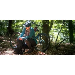 Restrap Rolltop Vochtregulerende vest 14L + drinkzak 2L - black
