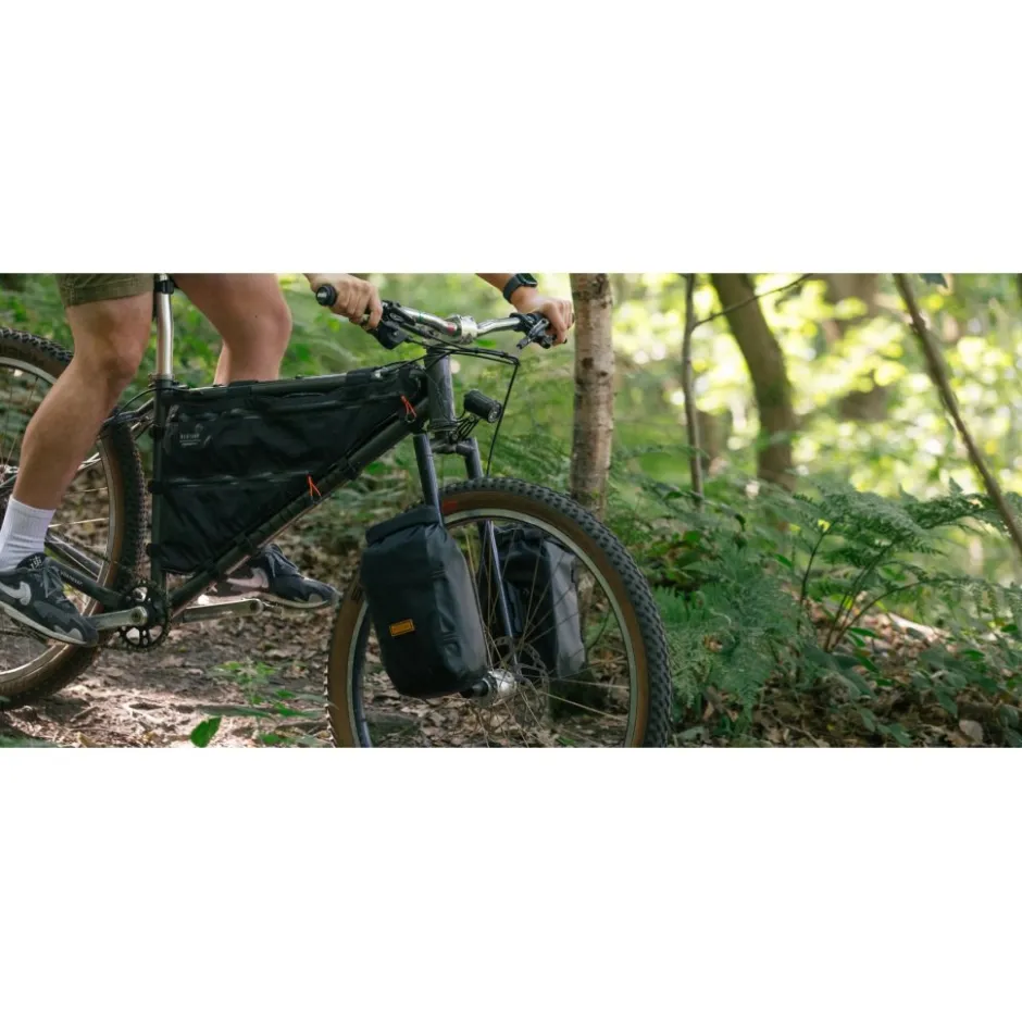 Bagagedragertassen|Frametassen < Restrap Switch Fietstas - 5L - black
