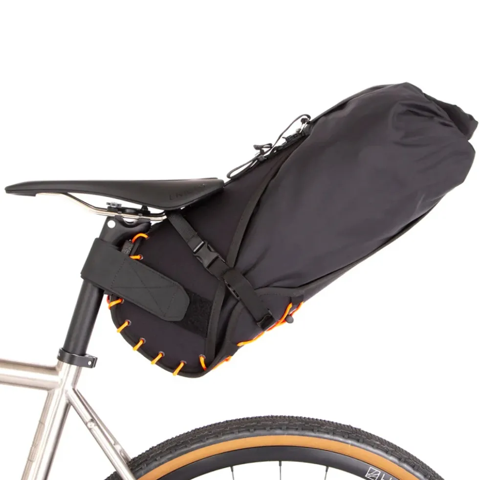 Restrap Zadeltas - 14L - zwart/oranje