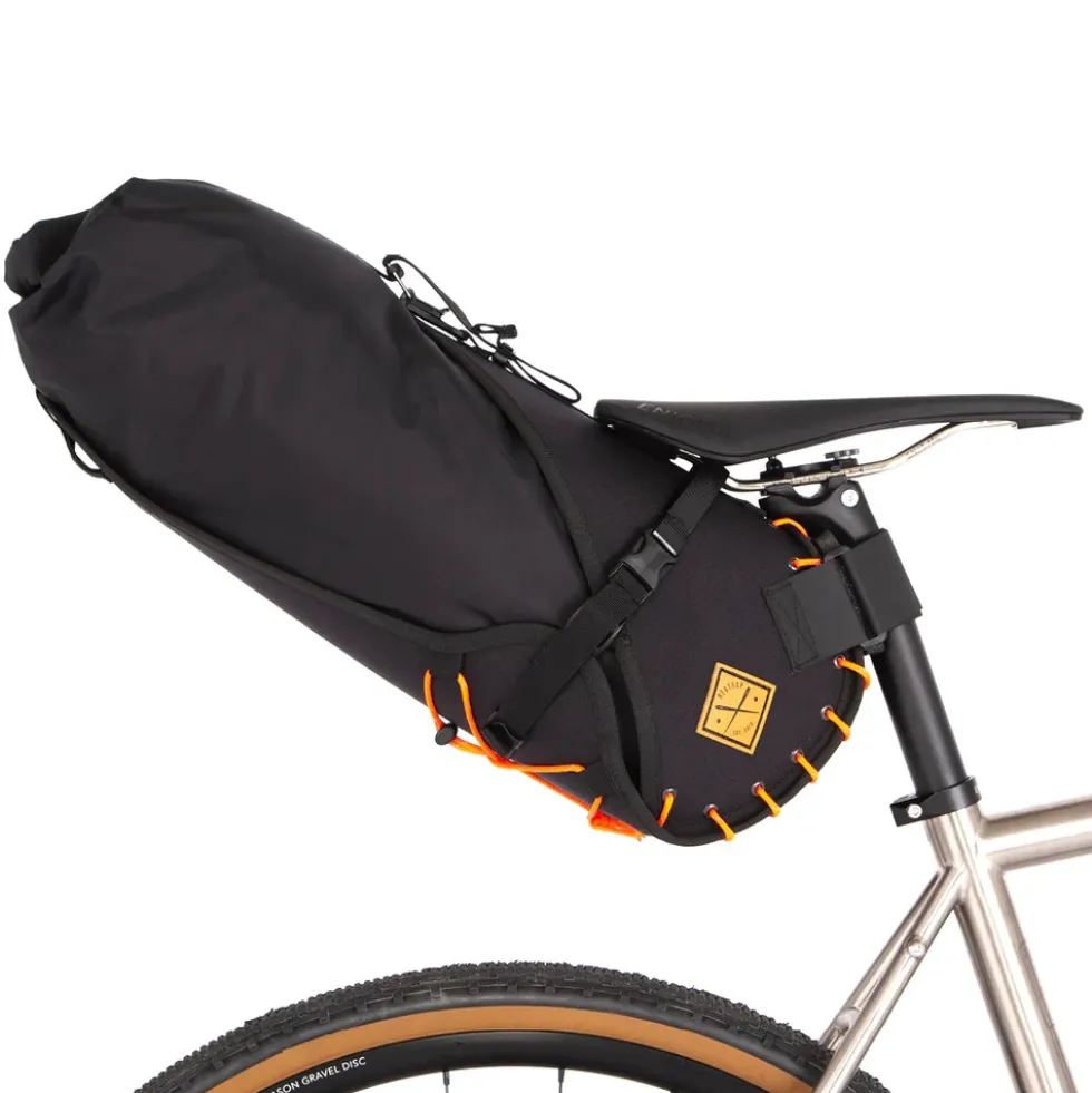 Restrap Zadeltas - 14L - zwart/oranje