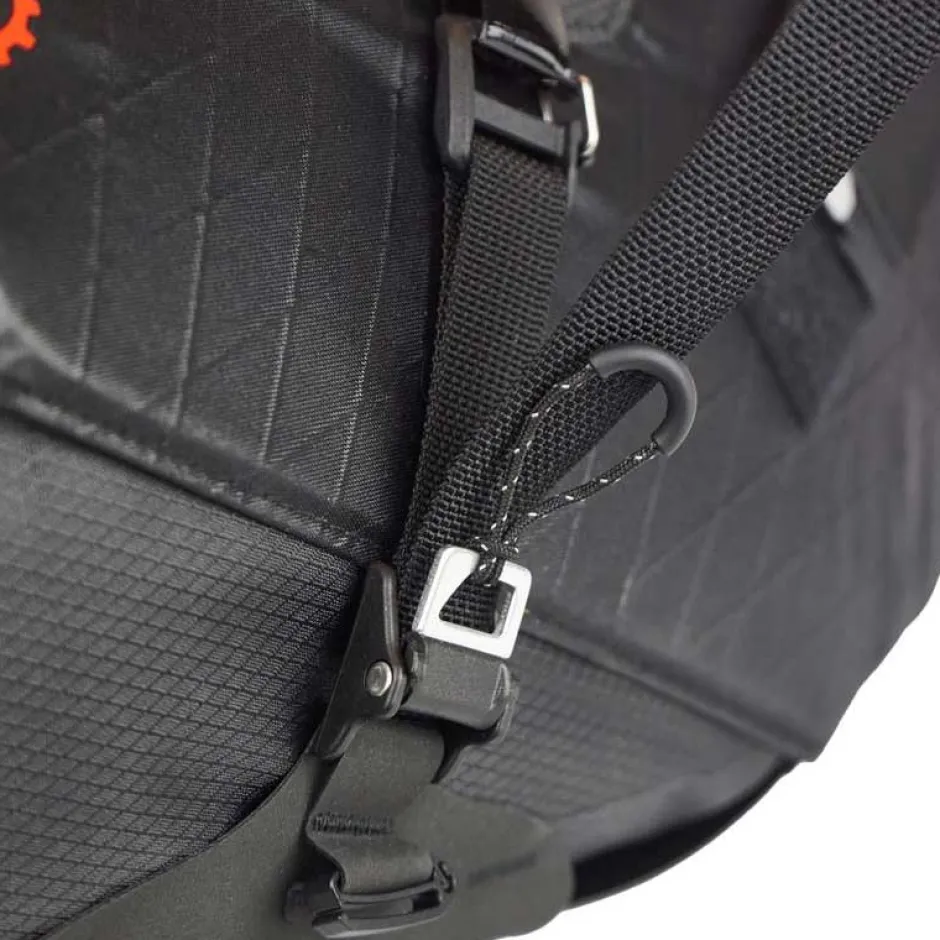 Zadeltassen < Revelate Designs Terrapin System Zadeltas 14L - Black