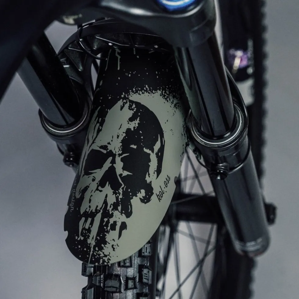 rie:sel design kol:oss Spatbord - Skull