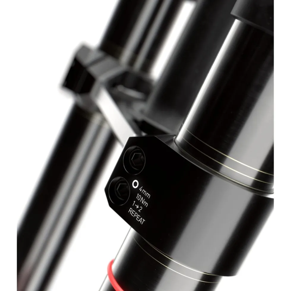 RockShox BoXXer Ultimate Voorvork - DebonAir+ | Charger 3 RC2 | D1 - 29" | 200mm | Offset 48mm | 20x110mm - Electric Red