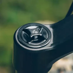 E-Bike Verende Voorvorken < RockShox LYRIK Ultimate Voorvork | Charger 3.1 RC2 | D2 - 29" | 160mm | Offset 44mm | 15x110mm - Gloss Black