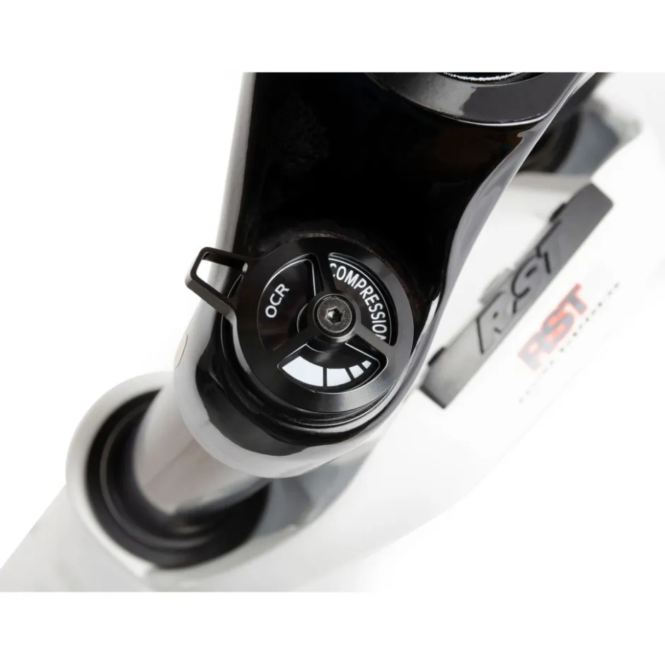 Verende Voorvorken < RST Vogue Air 28 Inch Trekking Suspension Fork - 80mm - 1 1/8" - Disc - QR - white