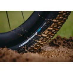 E-Bike Banden|Banden < Schwalbe G-One RX Pro Vouwband - Addix Race | Race Pro | V-Guard | TLR | E-25 - 40-622 | Transparent Sidewall