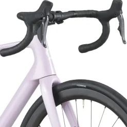 Endurance Racefietsen < SCOTT ADDICT 20 - Carbon Racefiets - 2026 - violet pink