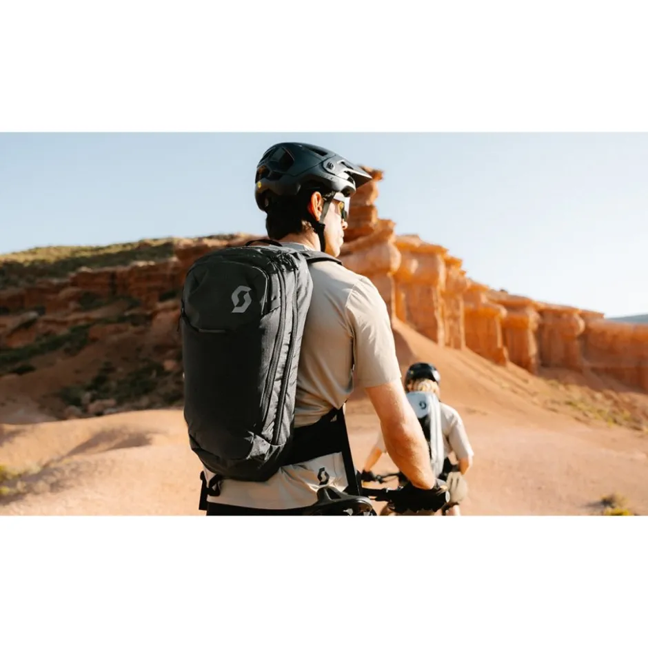 Drinkrugzakken < SCOTT Trail Protect 20 Rugzak - black
