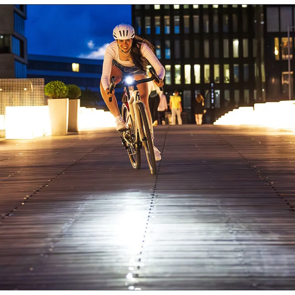 SIGMA Aura 50 Fietslamp Vooraan