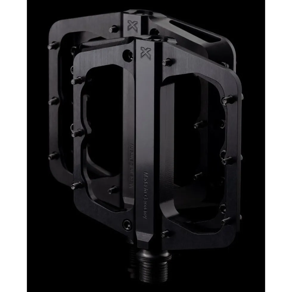 Sixpack Your Part Millenium 3.0 Pedals - Midnight black