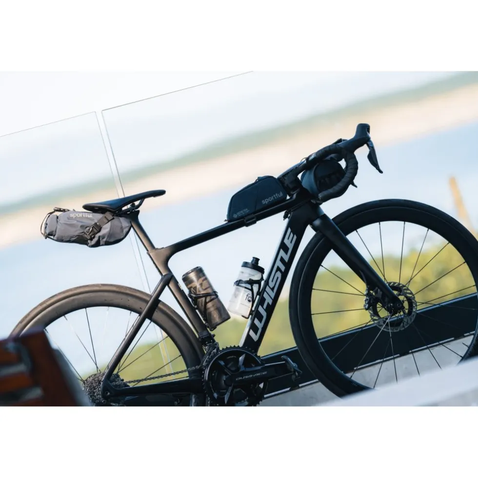 Sportful x Miss Grape Cluster Zadeltas 3L - 002 Black Grey