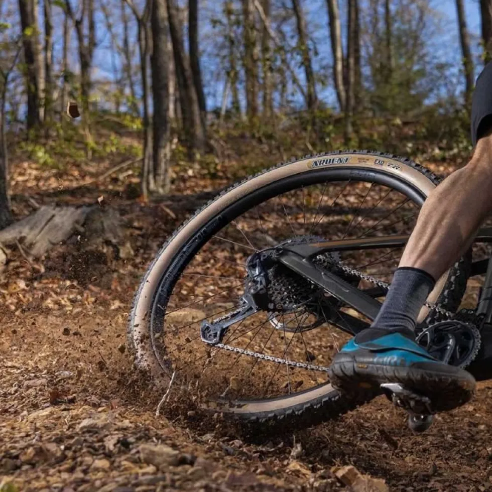 Stan's NoTubes Arch MK4 MTB Rim 26" | 28mm - 28 Holes