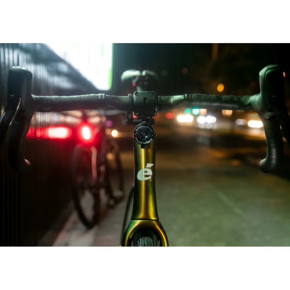 Supernova Airstream 2 Upside Down Fietslamp Vooraan - zwart