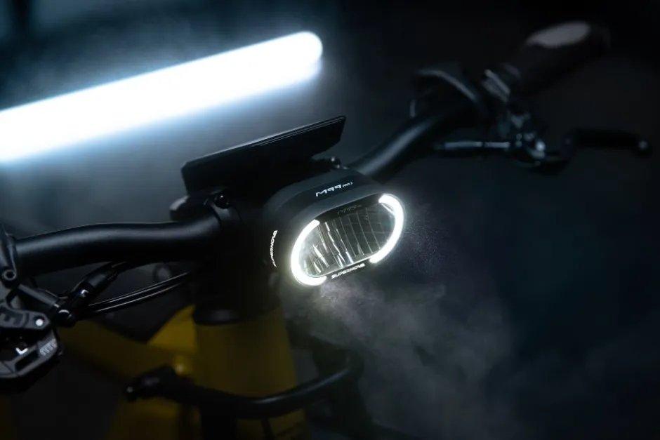 Voorlampen|Verlichting < Supernova M99 Pro 2 Voorlicht - E-25 - zwart