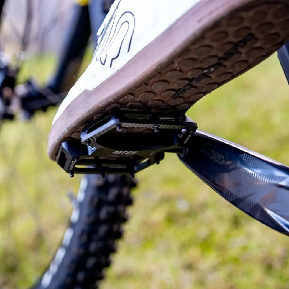 Tatze CONTACT CNC Large Platformpedalen - zwart