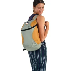 Ticket To The Moon Mini Rugzak 15L - Mint / Sand
