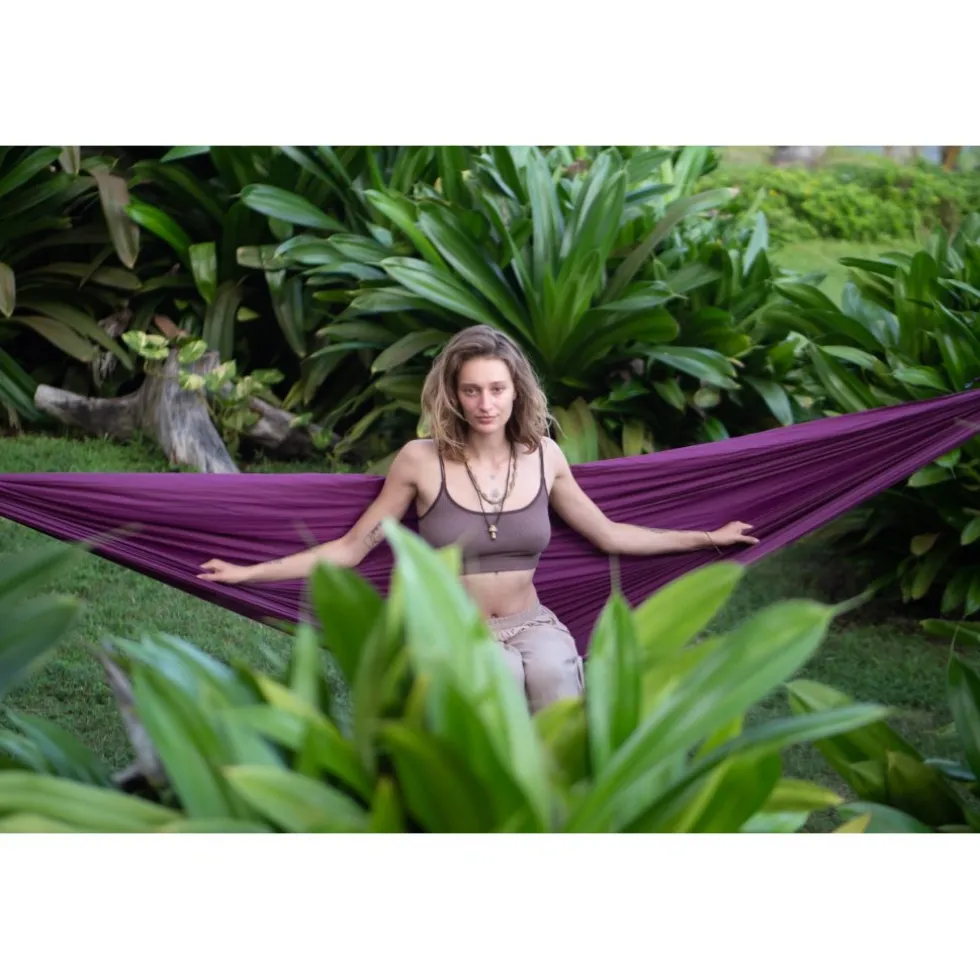 Ticket To The Moon Travel Compact Hangmat - Plum