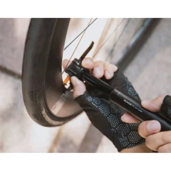 Topeak Roadie TT Pump - black