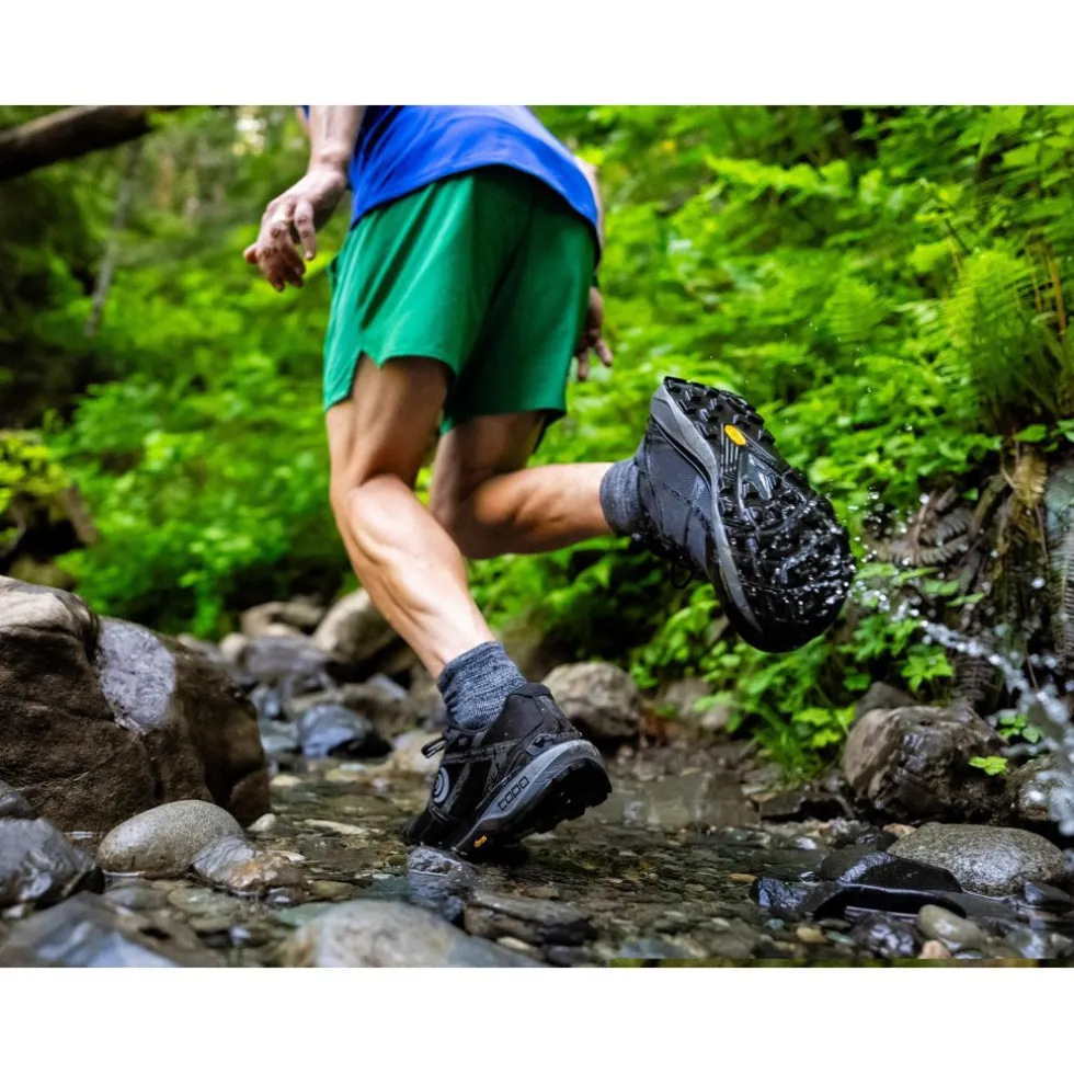 Topo Athletic Terraventure 4 Waterproof Trailrunning Schoenen Heren - black/charcoal