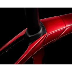 Trek DOMANE SL 6 AXS Gen 4 - Carbon Racefiets - 2024 - Crimson