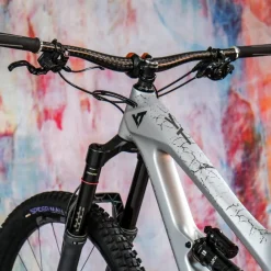 Unleazhed Frame Unscratch BP01-F XXL Beschermfolie voor het Frame - Fragment Black Glossy