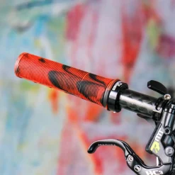 Unleazhed G1 MTB stuurgrepen - Rood/Zwart