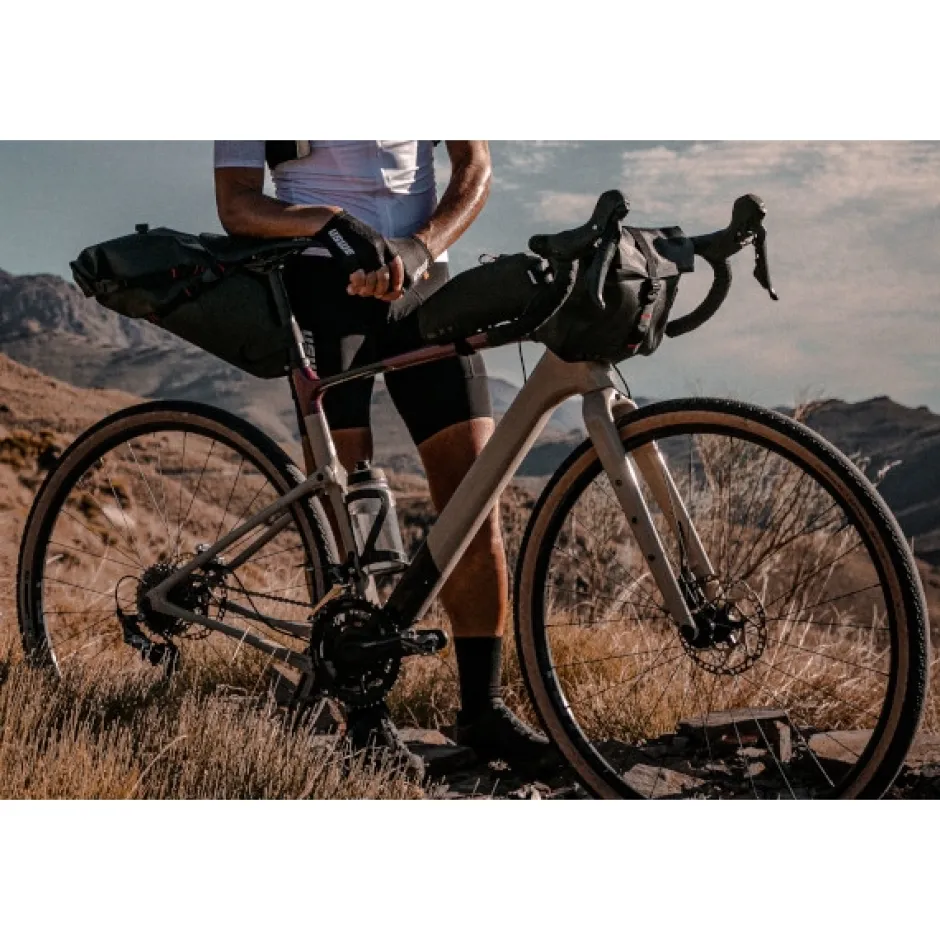 Frametassen|Top Tube Bag < USWE Zipper 1.2L Bovenbuis Tas - zwart